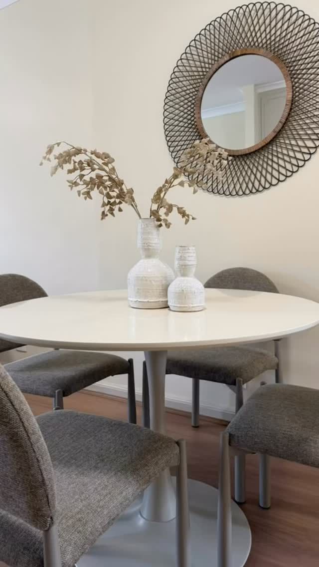 Warm timber, sculptural styling, and a moody statement print that owns the wall. 🌿
Every detail here is doing its job — this is what staged to sell actually looks like. Buyers don’t just see a house, they feel it.
✨ Creative Rooms — Adelaide#StagedToSell #CreativeRooms #AdelaideHomeStaging #PropertyStyling #adelaiderealestate