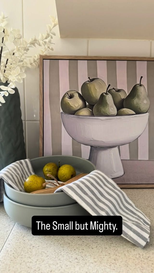 Small space? No problem. Size has nothing to do with impact. Modern lines, earthy tones,  and yes, that's our signature hat making its appearance. A staged home sell faster, always#homestagingadelaide #smallbusinesssupportingsmallbusiness #smallspaces #stagedtosell #salifemagazine